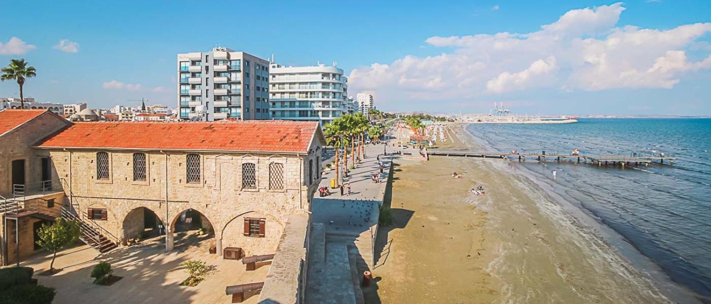 1A Beach & Business Apartment In The City Center! Larnaka Exterior foto