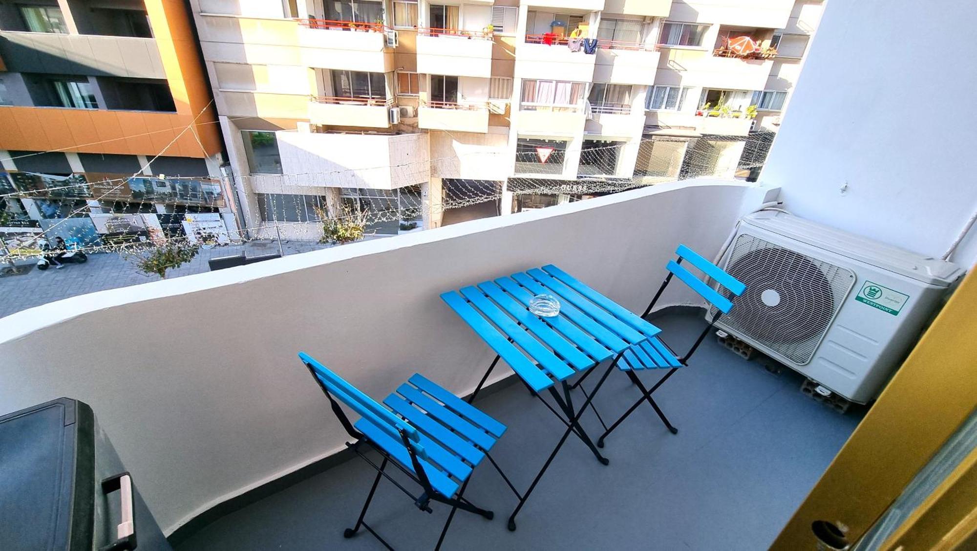 1A Beach & Business Apartment In The City Center! Larnaka Exterior foto